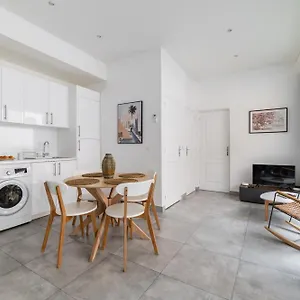 Appartamento Calme Place Du Trocadero - 4p - Flat-guest, Parigi