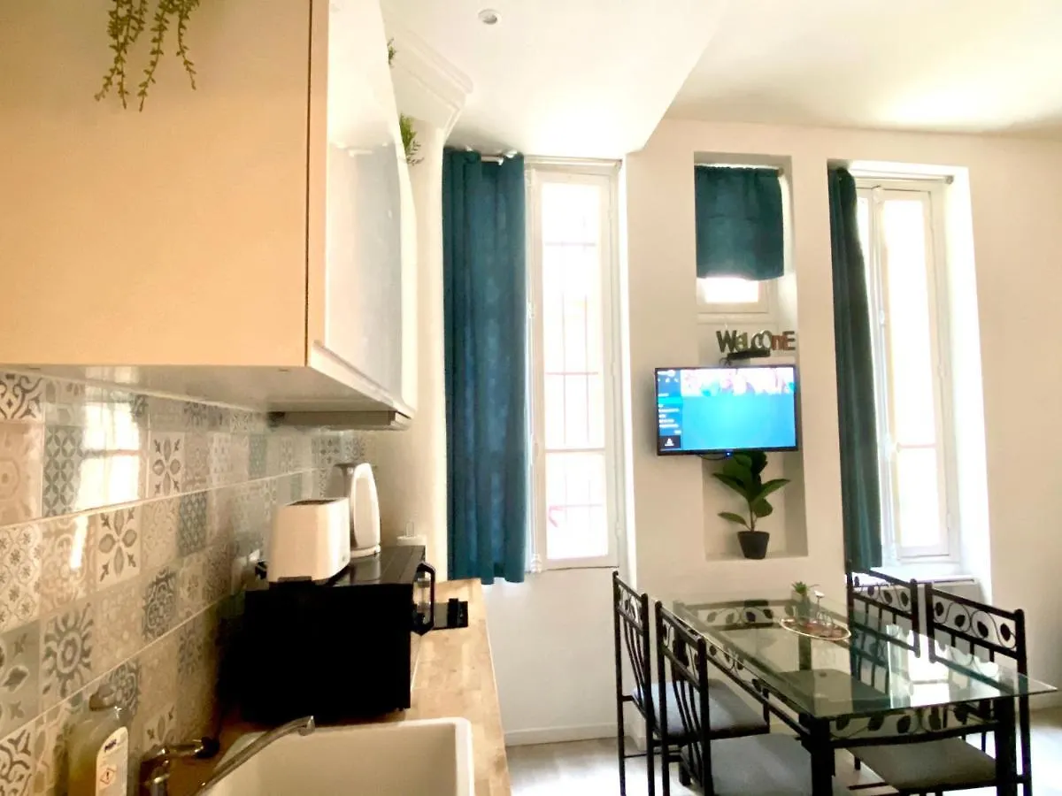 Arc De Triomphe-Carnot Luxury & Design Apartment Paris 0*,